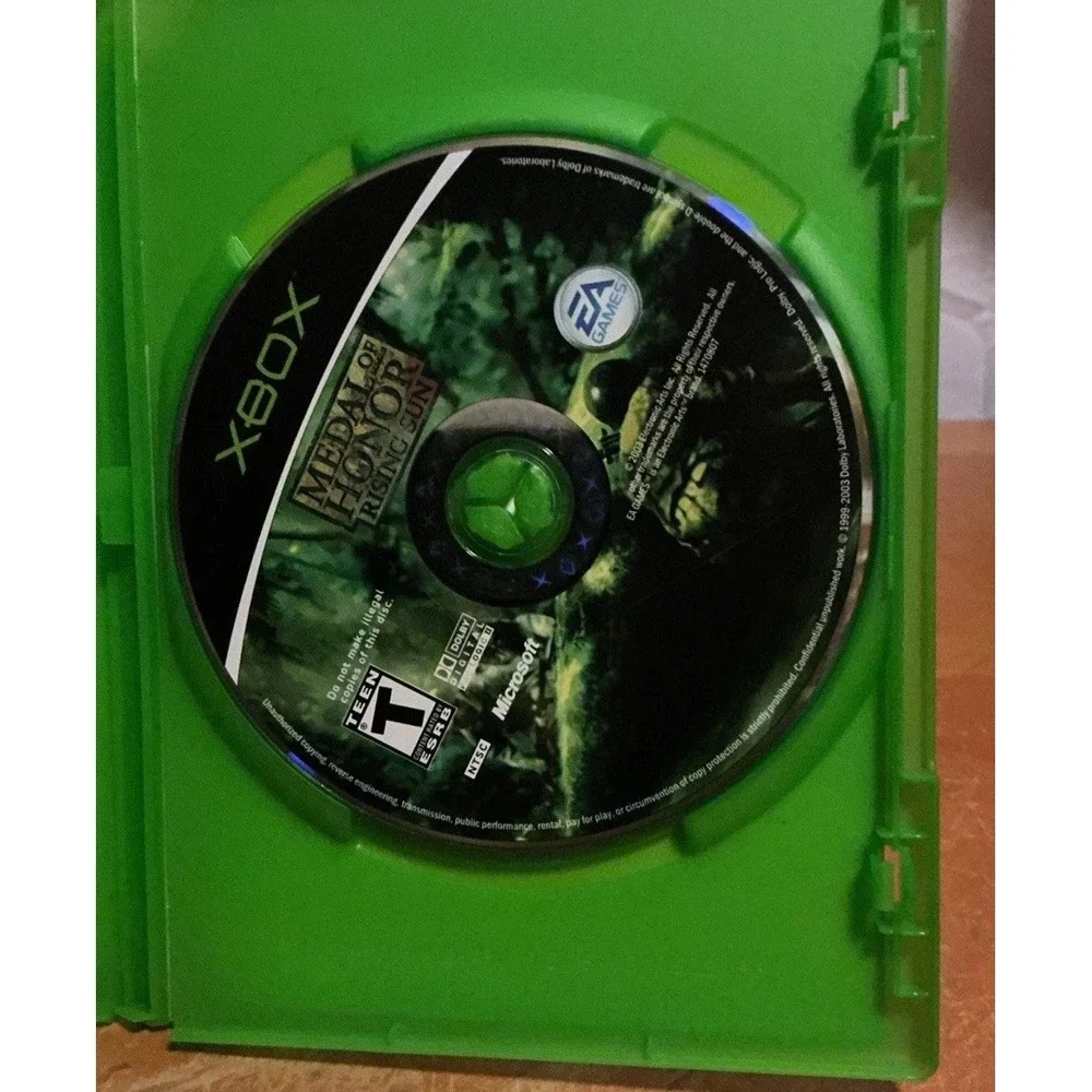 Medal of Honor: Rising Sun Xbox (2003) CIB w/ Case Manual, Disc Scratched,